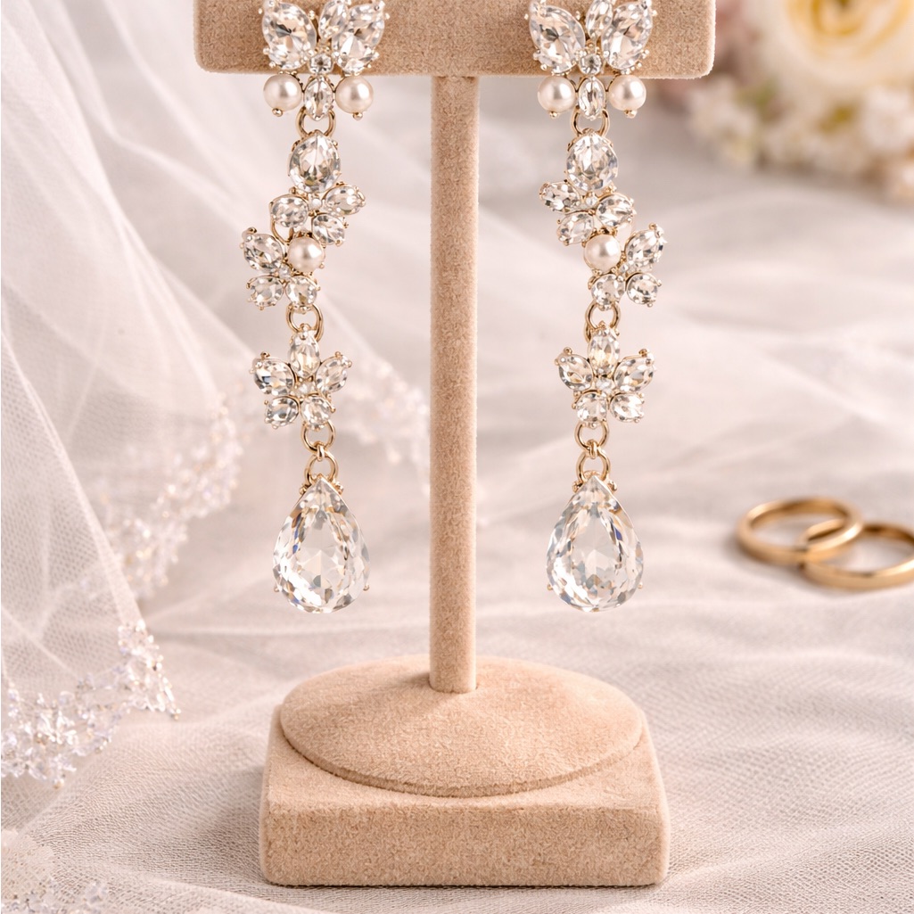 Paparazzi Gold Crystal Drop Earrings With Clear Pear Pendants